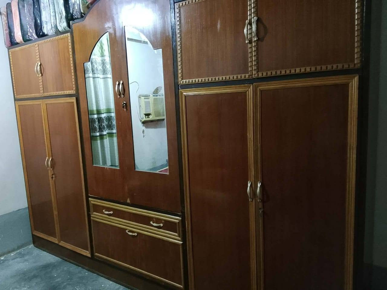 السلام عليكم……
غرفه عراقية للبيع للاستفسار اكثر الاتصال على الرقم ***********
