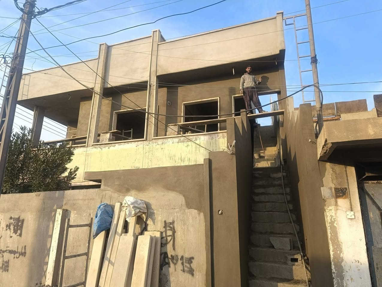 لباخ سمنت متفرغ حالين نعمل داخل الموصل فقط اسعار مناسبه انشاالله ***********@@@***********واتساب بي هم
