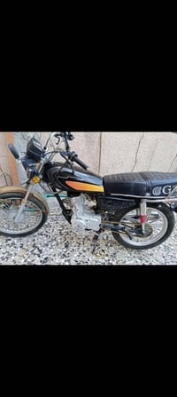 عليكم  للبيع ايرانيه تايكر اربعه كير مكينتها مجفته جديد  كهربائياتها ك...