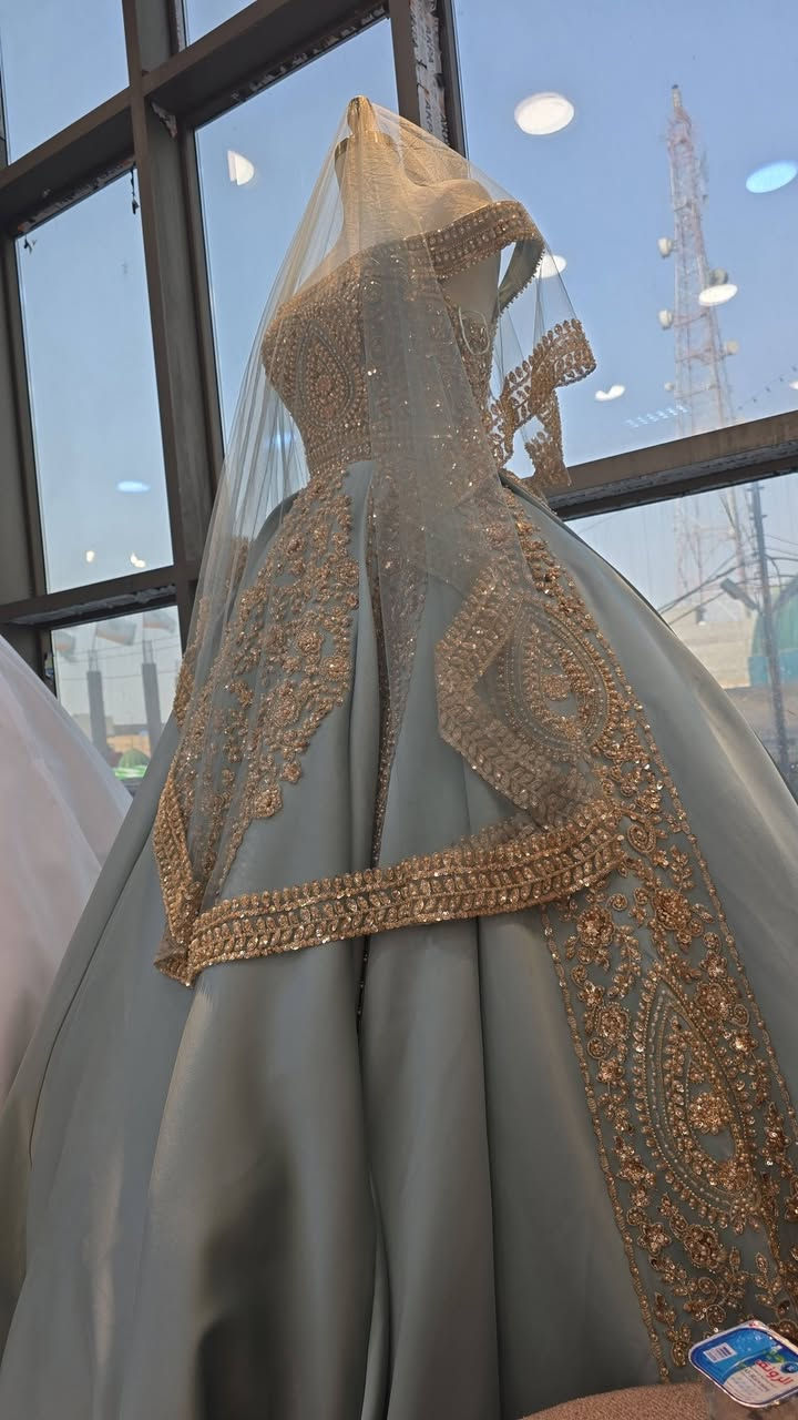 ✨👰‍♀️ دار العروسة... لأن فرحتچ تستاهل تكون استثنائية! 👰‍♀️✨
مو مجرد فستان… 💍
هنا نرسم حلمچ ونخليه حقيقة! ❤️‍🔥
إذا عروسچ قربت، أو عندچ سهرة، خطوبة، أو مناسبة وتريدين إطلالة تخلي العيون كلها عليچ 👀✨
فـ دار العروسة هو عنوانچ!
👗 فساتين زفاف
✨ فساتين سهرة
💍 فساتين خطوبة
🔥 أحدث الموديلات وبأجمل التفاصيل
🧵 تفصيل بذوق راقٍ ولمسة تليق بيچ
اختاري الموديل… وخلي الباقي علينا! 😍
📍 بعقوبة – السوق القديم
مقابل جامع الفاروق – داخل ديالي مول
📞 للحجز والاستفسار:
***********
***********
🔥 دار العروسة… فستانچ مو بس ينلبس، فستانچ ينحچي بيه! 🔥👑
