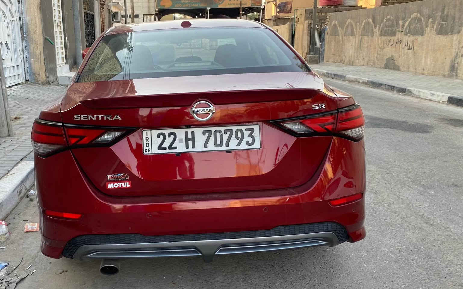 للبيع نيسان سنترا 2020 SR فول مواصفات
موقع السيارة البصرة 
السيارة كلين فقط بارد بالجاملق الخلفي   
المواصفات:
فول مواصفات SR 
كاميرا خلفية
رادار أمامي
حساسات أمامية وخلفية
تحكم ستيرن
مثبت سرعة
مثبت مسار
شاشة وسطية كبيرة
سنسرات، بصمة تشغيل
مرايات كهربائية قابلة للطي
نظام تحكم بالجر (Traction Control)
إضاءة LED
نظام ECO لتقليل استهلاك الوقود
نظام سبورت 
نظام صوت ممتاز
رقم أربيل 
السعر: 133
للتواصل: ***********
