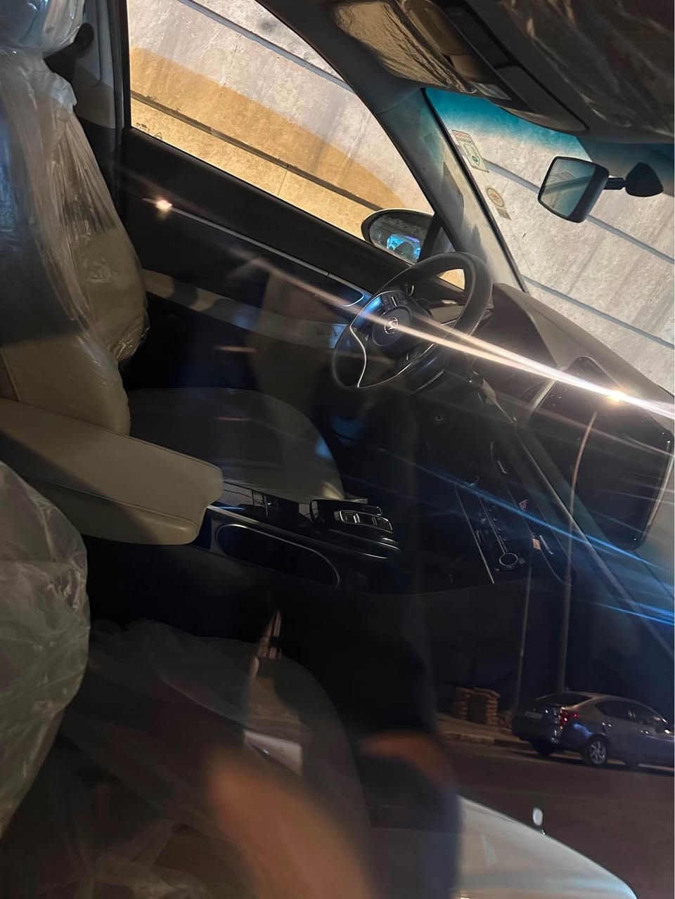 السلام عليكم سوناتة مديل ٢٣كفالة عامة خليجي 
البصره المعقل ٥٠ حوش 
السعر ٢١٠ 
الهاتف *********** الزبير, البصرة

