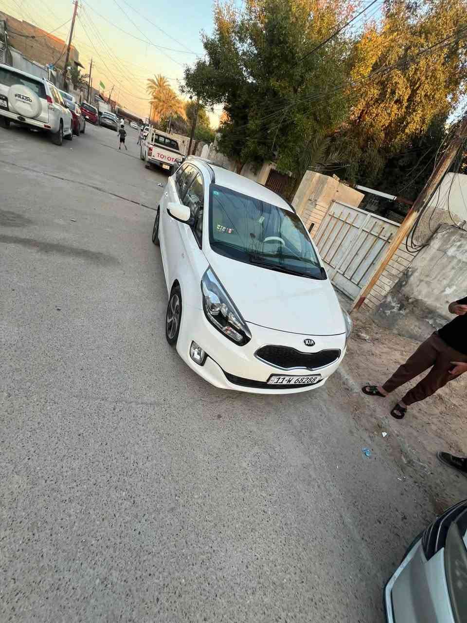 سلام عليكم كيا كارنز مديل 2014 خليجي لسياره حلوه خير من الله لسياره 7راكب تبريد قطعتين تحكمات ستيرن شاشه لساره نضيفه بيهه 3بدون بارد سنويه جديده رقم جديد بسمي تحويل ثاني يوم لسعر 120 وبيهه مجال كلش بصيط مكان بغداد رقم***********بي واتساب هم
