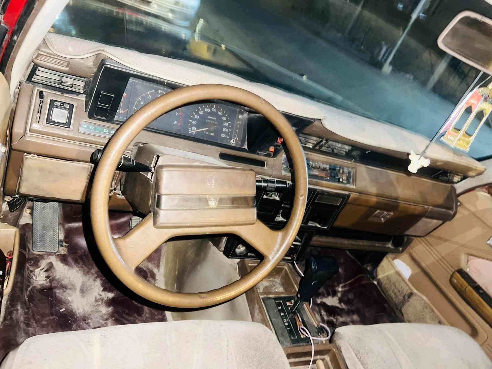 سلام عليكم سوبر مديل 84مكينه بطه حداده جديده دواخل انضاف مكينتها جديده جاهزه السياره ونصبتها حلوه سنويه لل27 وراعيها جاري ويريد تحويل المكان بصره ابو الخصيب رقم الهاتف ***********السعر 35
