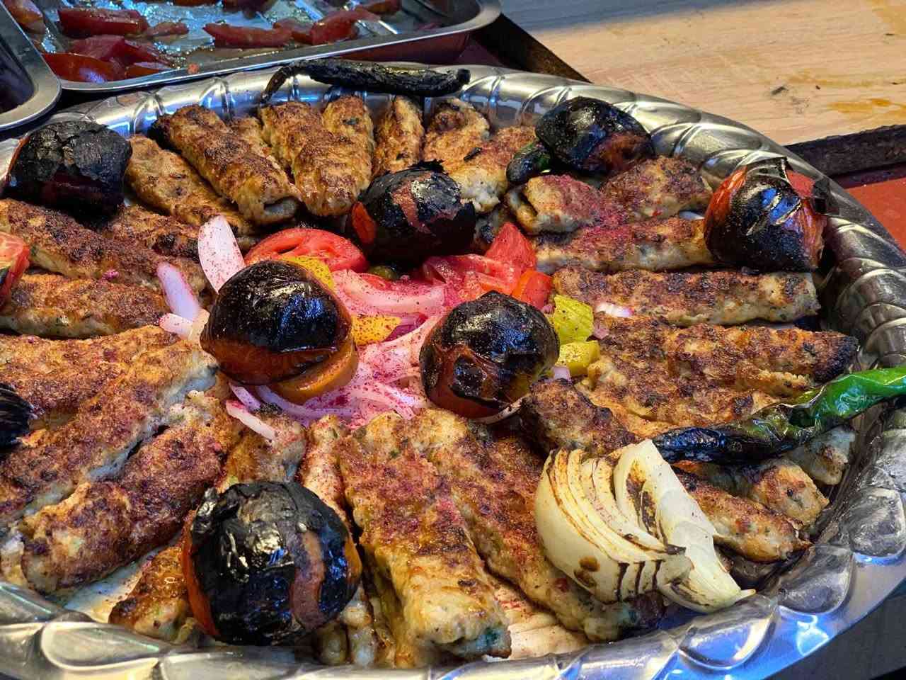 السلام عليكم ورحمة الله وبركاتة 

👌نقدم لكم الافضل دائما

           🍡🍡مطعم ومشويات محمود 🍡🍡

كباب دجاج صدر شرط وزن يطلع الكيلو 20 شيش سعر الكيلو 10 الف

تكه دجاج تتبيله خاصه سعر الكيلو 15 الف وزن 

ملاحضه يوجد لدينا عجينة كباب او كبب او بركر شرط رقم واحد شتريدها ترهم عجينة رقم واحد حتى باسطرمه ترهم 
شرط صدر مع بهارات مرتبه 

نوزع حتى لى اهل المحلات يعني جملهةموجود 

اختصاص دجاج رقم واحد 

توصيل موجود داخل وخارج الشرقاط

العنوان السده قرب نزلة الزراعه زورونا تجدون ما يسركم  

الحجز مفتوح الرقم الجديد  ***********

***********
