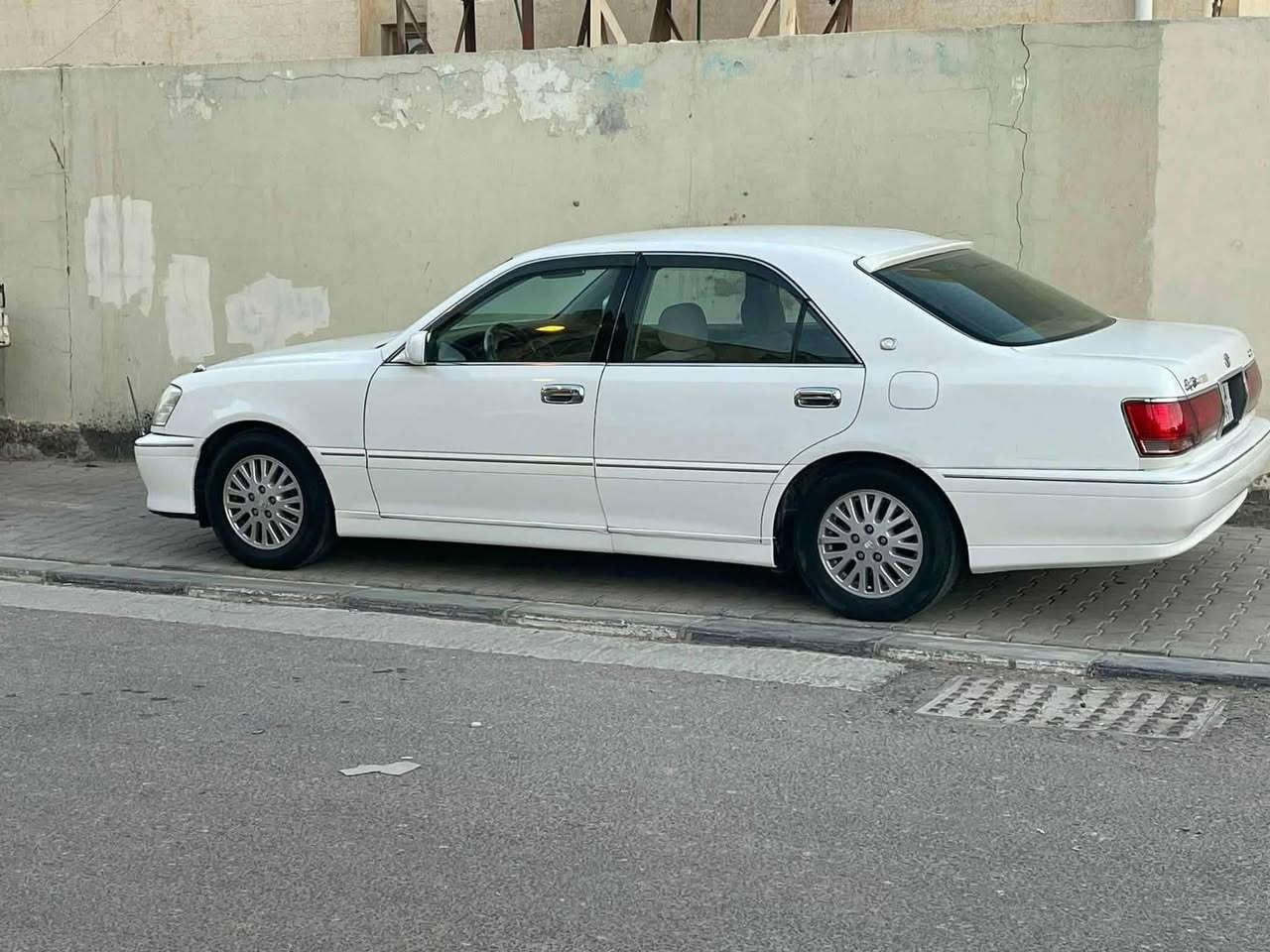 ٢٠٠٣ • محرك VVTI • رقم نجف مميز