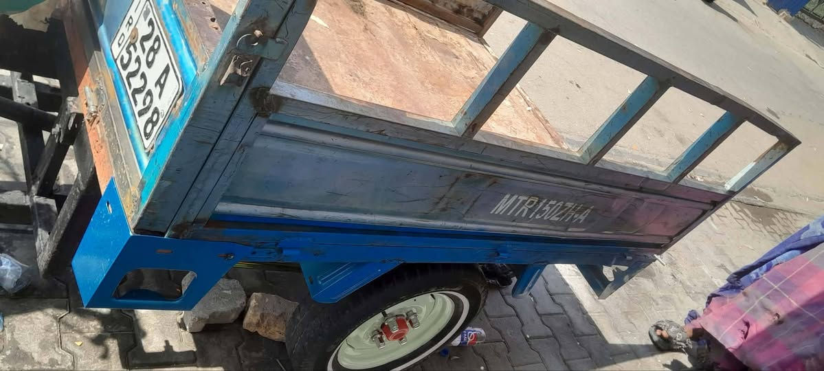 سلام عليكم ستوته للبيع رقم نكليزي شراي تصل ***********
