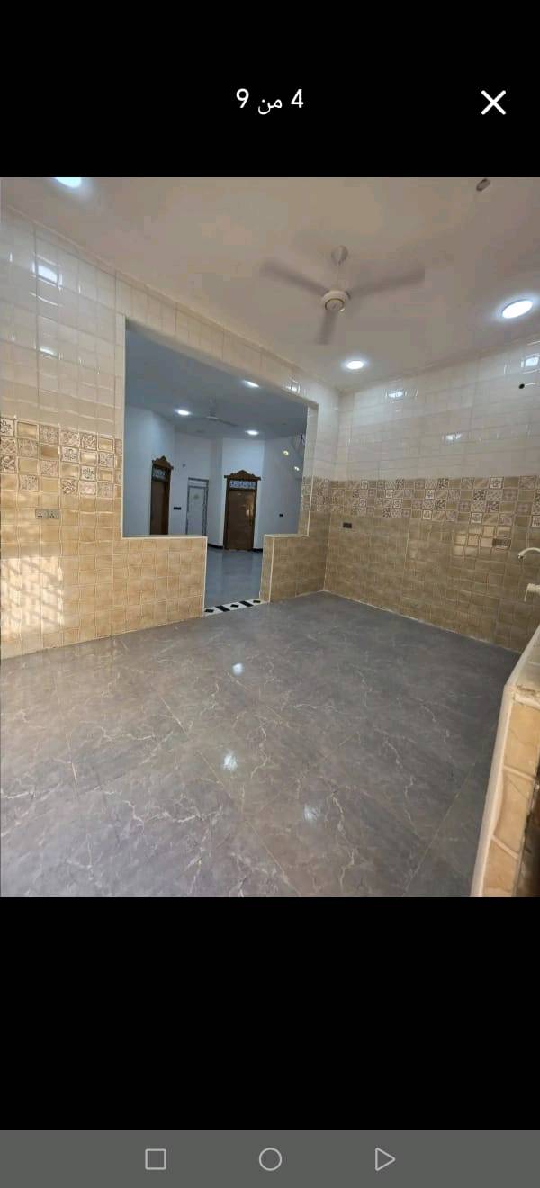 بسم الله 
بيت للبيع طابو عراقي زراعي سند 23
ابو خصيب حمدان قرب مركز يبعد عن شارع حمدان رائيسي 150متر 
مساحه البيت 175متر 
يتكون من 
غرفتين 4*5 وديوان 4*6 مطبخ 4*5 صاله 9*5
صحيات داخل وخارج 
السعر 90 وبي مجال 
ابو رضا ***********
***********