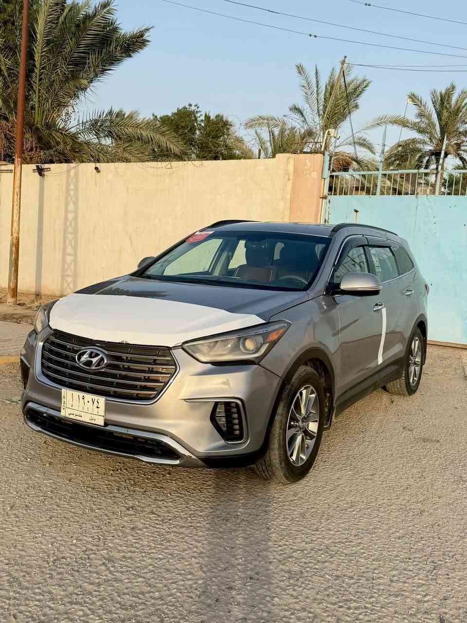 السلام عليكم للبيع بسعر مناسب
سنتافيه 2017 كراند فول موصفات Vip 
وارد امريكي حادثها جاملغ وبنيد فقط 
محرك 6 سلندر رقم بابل 
مكان سياره بابل اي استفسار اتصل ع رقم او وتساب 
***********
