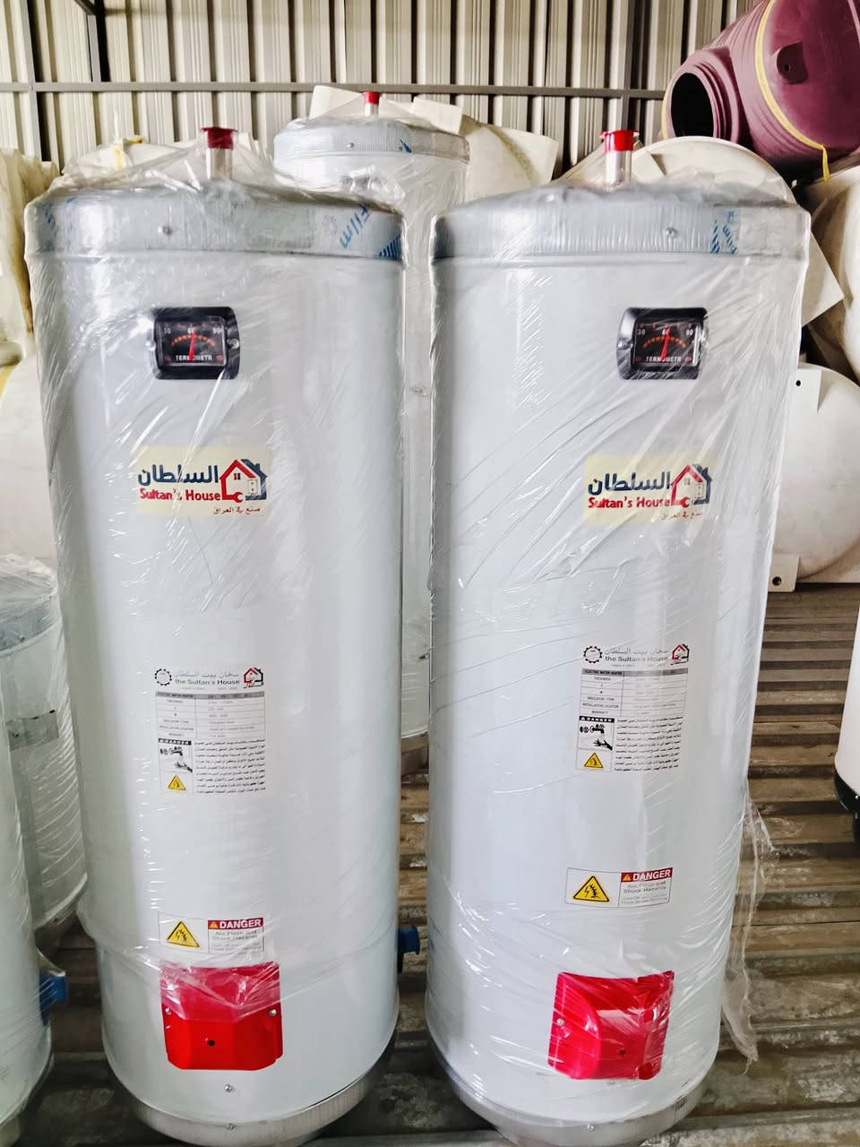 ✨ الرفاهية والأمان في سخان واحد! ⚡️

استمتع بمياه دافئة طوال الشتاء مع سخان مياه بمواصفات عالمية:

✅ أداء مضاعف: مزود بـ هيتر و أوتوماتيك لسرعة تسخين قياسية وأمان لا يضاهى.

✅ توفير ذكي: عازل صوف حراري كامل وتصميم خزان معزول يمنع فقدان الحرارة ويوفر في الكهرباء.

✅ سهولة تامة: وزن خفيف لتركيب مريح وسريع.

الخيار الأول لمن يبحث عن الجودة والتوفير! ✅
👇🏿.  .. اسعار سخانات داخل الصور.   

👇🏿. ..***********

