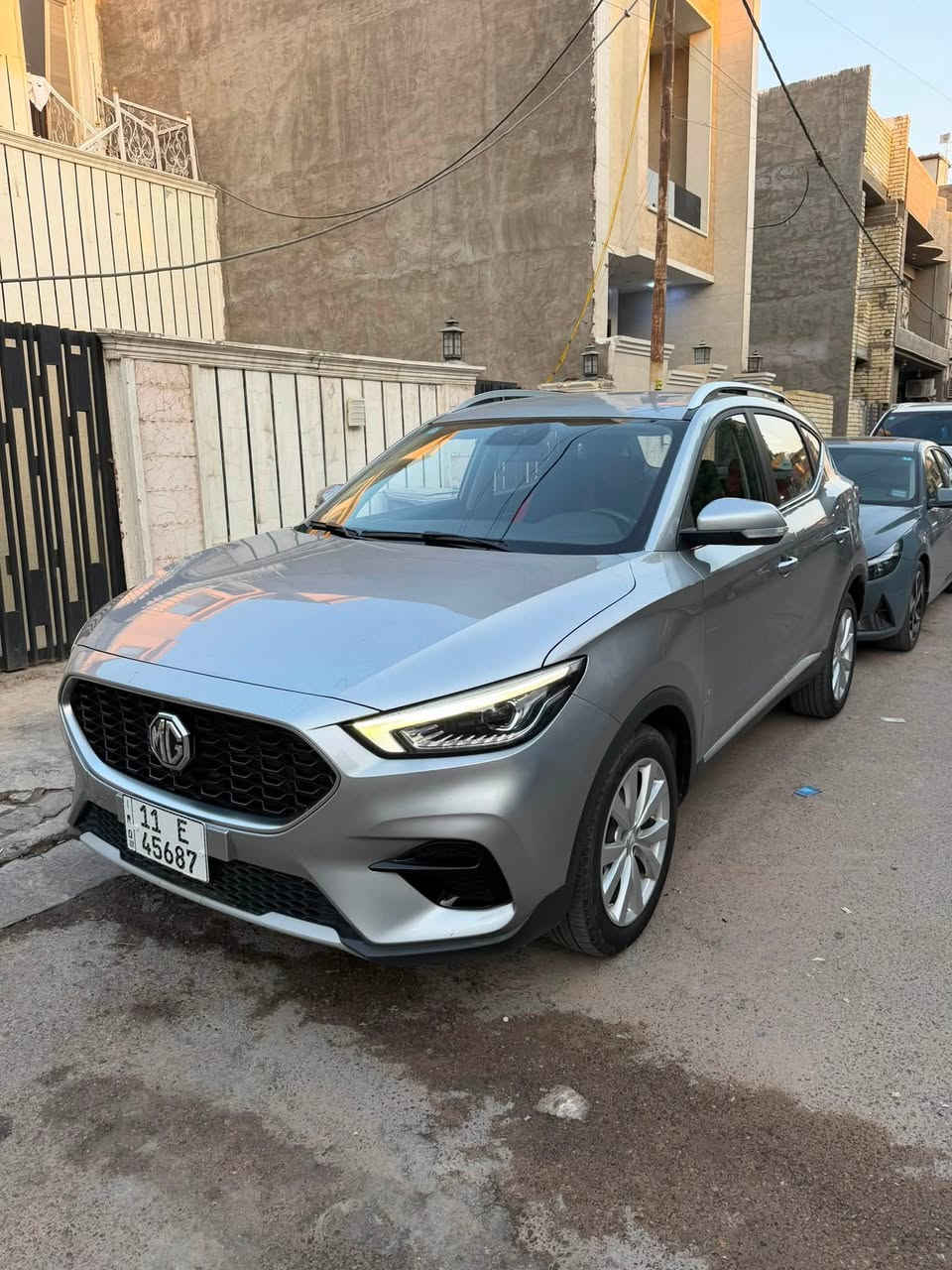 Mg zs 2024 كفاله عامه بدون صبغ اخت زيرو
ماشيه 39 KM 
بدون نقص نهائيا استخدام بسيط مستخدميها
السيارة بصمات عدد 2 
117ورقه وبيها مجال 
بيها بارد بسيط بلباب فقط 
العنوان / الدورة الميكانيك
***********
