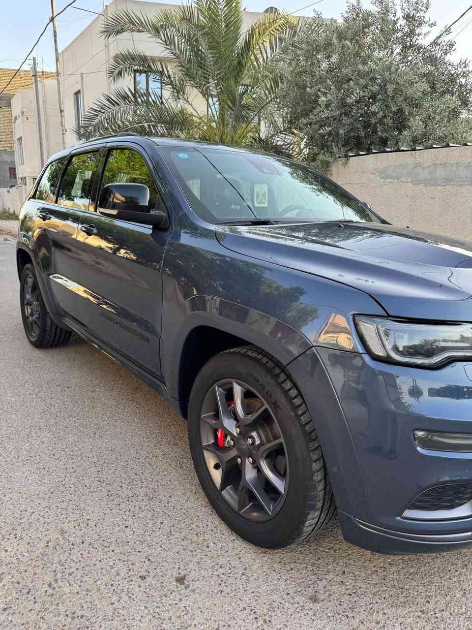 سلام عليكم . جيب خليجية فئة S موديل 2020
موصفات رادر امامي اعلى موصفات بفئة S
مكفولة من الصبغ والتبديل فقط بارد مقدار اصبع بالجاملغ الامامي الامين موضح بالصور ورصعه بسيطه بالباب الخلف السائق سونار موجود ماشيه 62 الف مكان السياره بغداد رصافه سياره باسمي رقم بغداد / الماني 
السعر 31$ ثلاث شدات وعشر اوراق الشراي يتصل ويدلل هذه رقمي ***********
