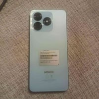 تلفون جديد قبل اسبوع اشتريته هونر x5c بس كورتونه مشكوكه اريده 160 وبي ...