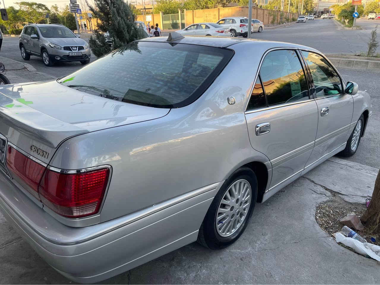 toyota crawn 2002
مه ليكه  براوه يه  ٣٧$
كودى نيه  كامل مه سره ف
مه كينه ى d4 ى بجوك 171
ته بريدو كه رمى به شه رت
ده عمو ليدراو بوياخى نيه
بيشو دوا كريستال  كير اوتو ماتيكو عادى
كيرو مه مينه به شه رت *********** السليمانية, العراق

