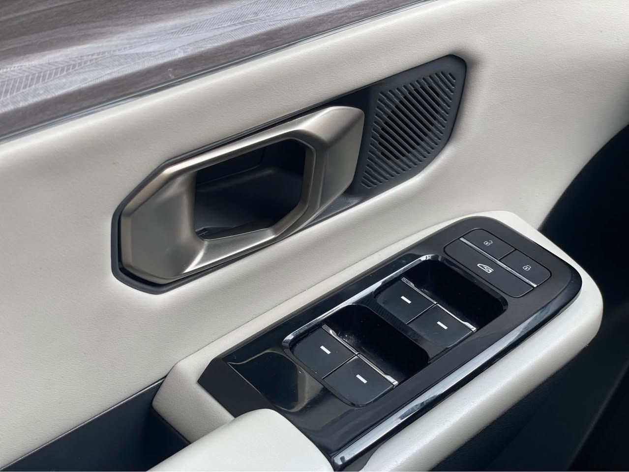 Jetour Dashing 2024
🔥سعر177$ وەرەقە🔥
مۆدێل 2024
19,000km
ضمان شەریکە هارلم
کلین تایتل بێ سبوغ و سارد  
ژمارە هەولێر »شوێن هەولێر
مەکینە 1.6تۆربۆ مڕغوب
بە بەنزینی نۆڕمال دەڕوات بێ کێشەیە 
فول فول فول مواصفات luxury 

*********** 🔹 whatsapp/viber أربيل, العراق
