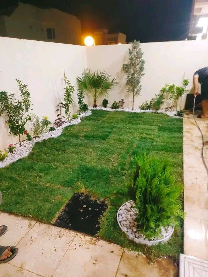 🌳 نوفر لكم كافة أنواع الأشجار والنباتات الظلية الداخلية والخارجية
🍃 والثيل بأنواعه الطبيعي والصناعي
🏡 تنفيذ وعمل الحدائق بأيدي كادر متميز وبأجمل التصاميم
📍 العنوان: بابل – طريق حلة/نجف – قرب جامعة بابل
📞 للاستفسار: ***********
🌱 جمال حديقتك يبدأ من هنا… أهلاً وسهلاً بكم
