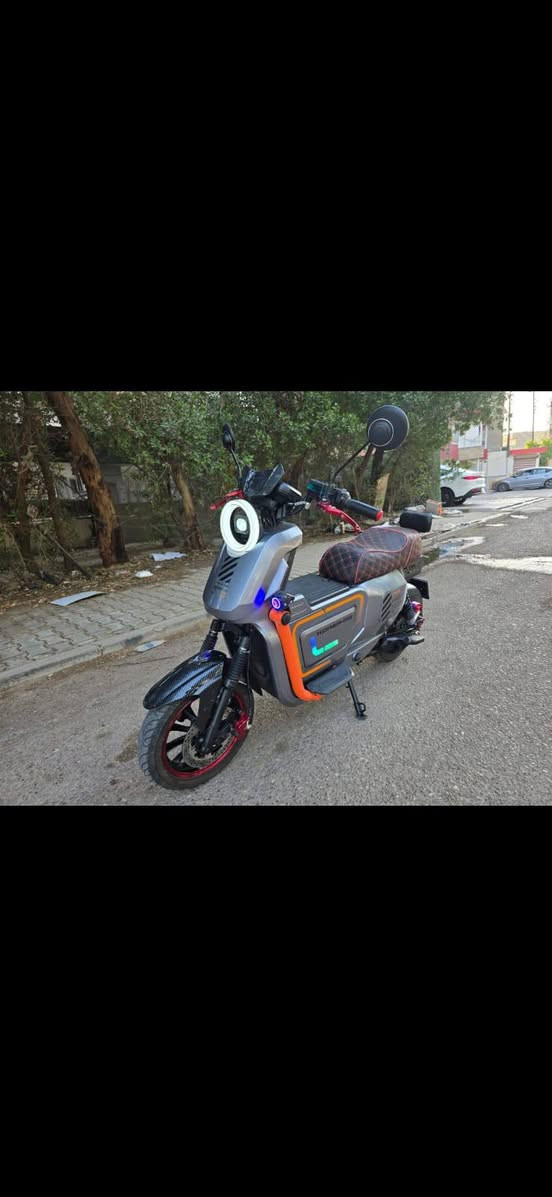 ألسلام عليكم دراجه شحنF15 بطارية ليثيوم دراجه رياضيه 72 فولت عقل وملف 3000 آلاف فول مواصفات رقمي للتواصل ***********
