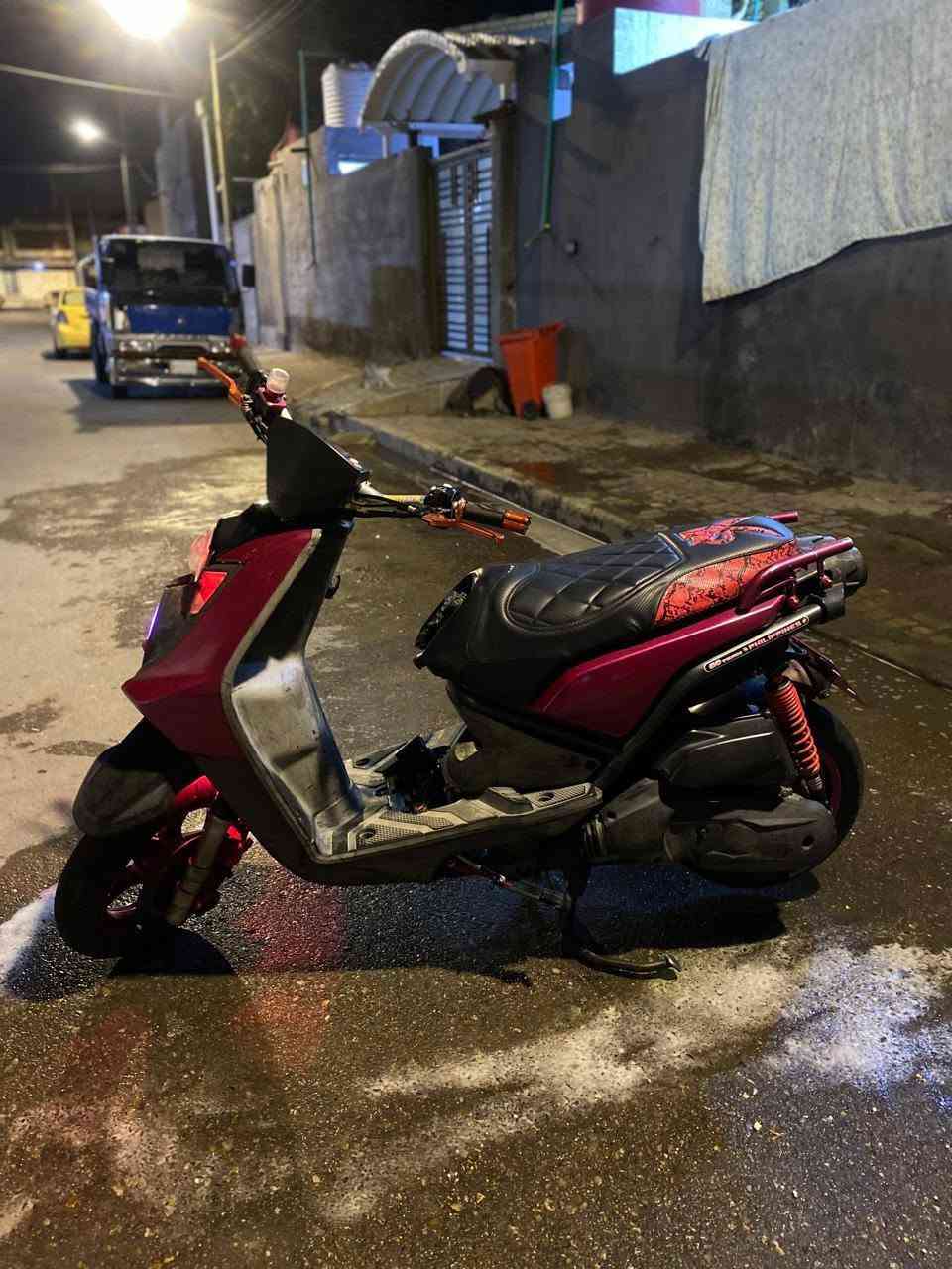 السلام عليكم شباب سكنس جبلي للبيع
دراجه ختم واحد بيها تزويد وكلجات رياضي  شغاله مكفوله الدراجه  شراي ادخل خاص *********** متواجد واتساب
