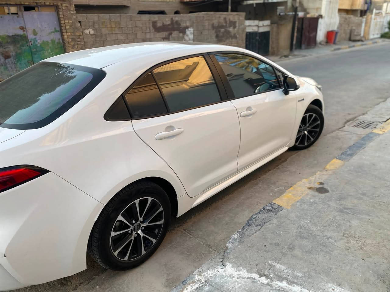 السلام عليكم شباب 
 كورلا 2024 اربيل 
شرط التحويل 
بيها بارد الهلال الخلفي 
وشخط بجاملغ الامامي غيرها كفاله 
الموصفات / كشن كهربائي 
سلايت / داخل احمر / بصمه / وغيرها 
مكاني بغداد ***********

