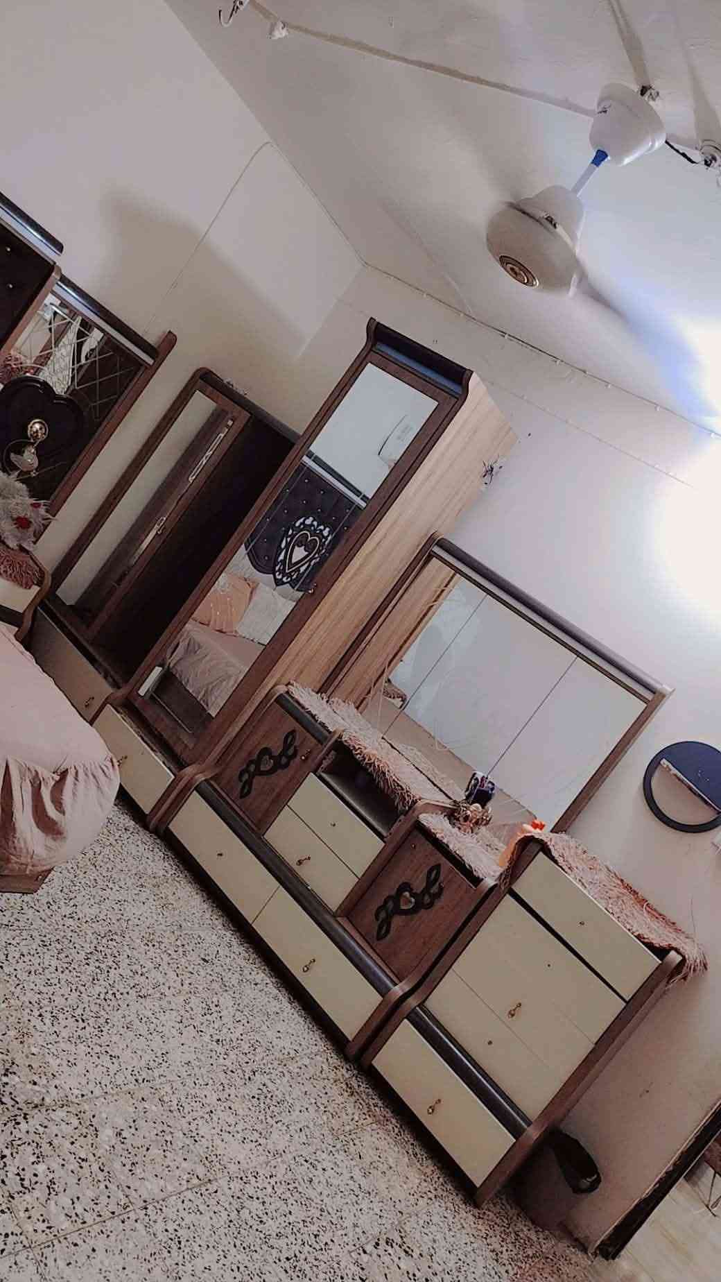 بوفيه نجاره • غرفه نضيفه • بايسكل
