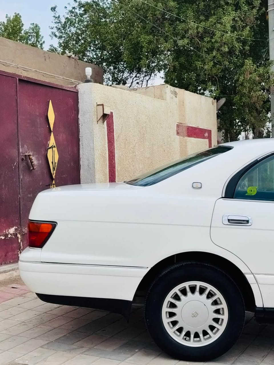 السلام عليكم كراون بطه منفصل موديل 1993 رقم ديالى إنكليزي سنويه 2030بسمي 
مكينه وكير مكفولات سياره مكفوله كفاله عامه حتى من الصبغ سياره جاهزه تخم تاير وحداديه تبريد  ثلج ❄️ كهربائيات كلها شغاله 

📍مكان السياره واسط 
السعر $65 
الرقم ☎️***********
