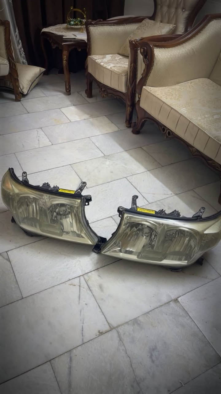 لاندكروز • ٢٠٠٩–٢٠١١ • قطع نضيفه