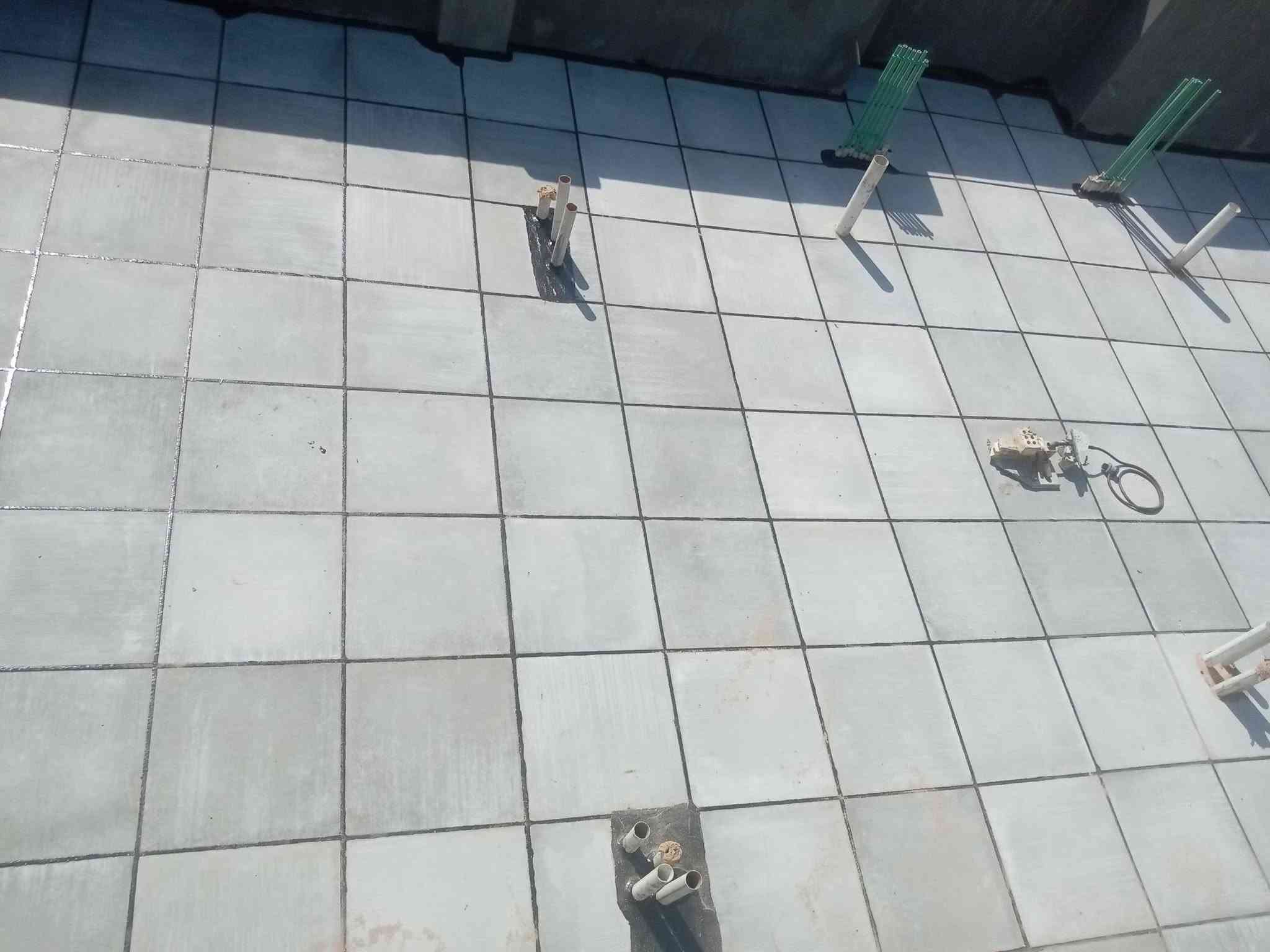 سلام عليكم
كادر عمل متخصص بتطبيك الشتايكر وصيانه كافه السطوح بأفضل المواد وبأسعار معقوله 
كرسته وعمل أو بس عمل 
عوازل 
بدون عوازل 
خابر وتدلل ***********واتساب
