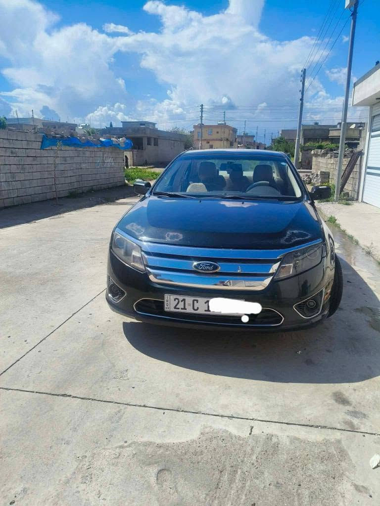 فۆرت ڤیوژن ٢٠١٠
یەک چەمەلاخی بۆیاخە
مەکینە ٣،٥
ناوزەرد کوشن کارەبا وهیتەر
سەنەوی هەتا 2028 نوێیە 
ڕەقەم سلێمانی 
ڕەنگ زەیتونی 

75 گەڵا 

شوێن ژاراوە 

*********** رانية, السليمانية
