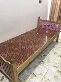 جرباية خشب • سرير أطفال