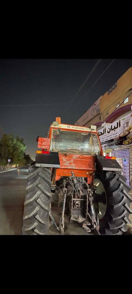 للبيع تركتر فيات 115
رقم انكيزي بسمي تحيويل مباشر مكينه كير اكسن كفاله عامه كلو شرط شركه مامفتوح برغي طخم تاير جديد خلفي وامامؤ مامشغل تبريد ثلج بك بل صفحه تركتر وضع شركه 
الاتصال ***********
