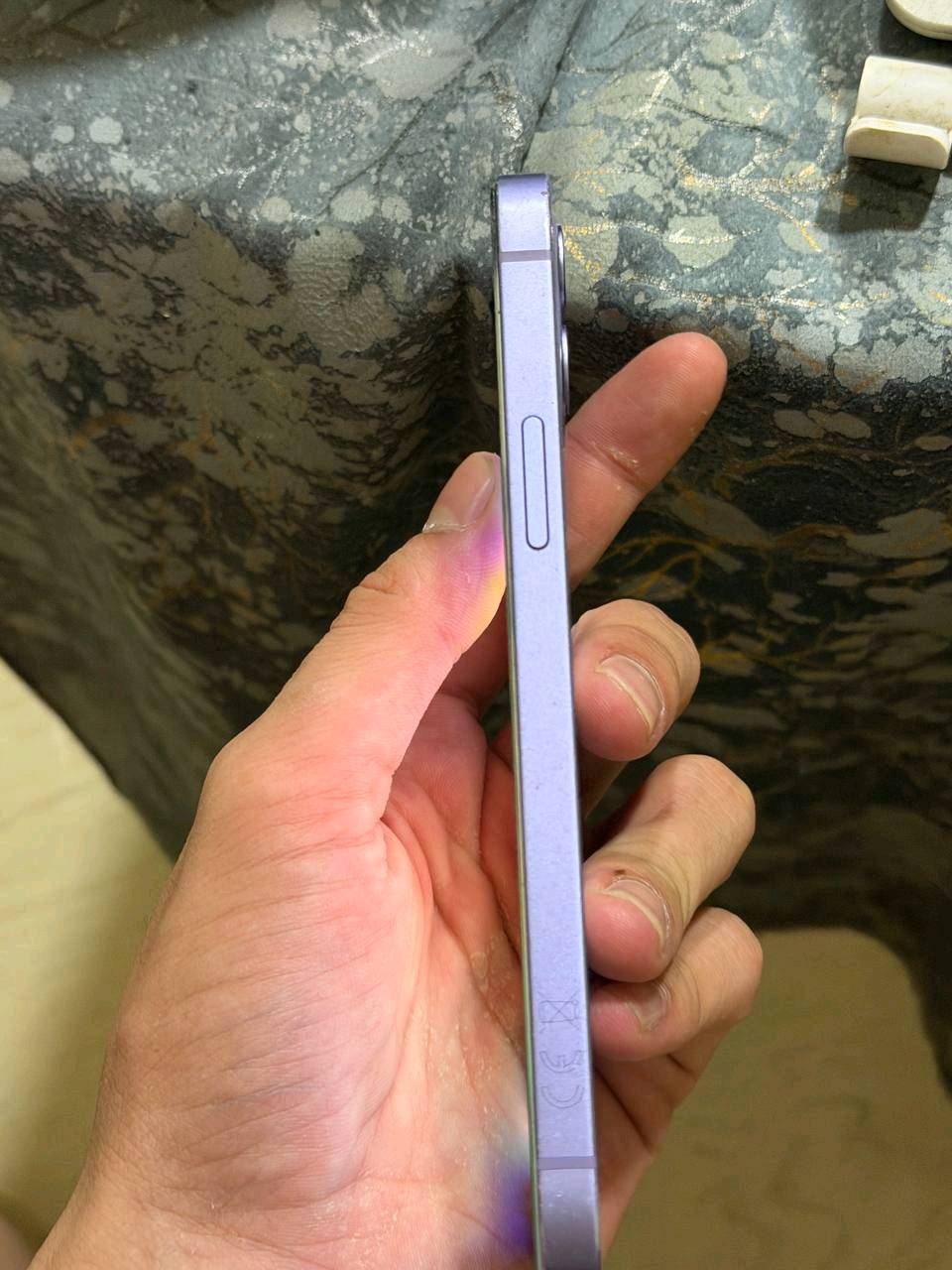 iphone 12
64 GB
Battery 80
سيم واحد
ما مبدل في ولا شي نظافتا 90 بالمية
السعر 299 الف دينار
للتواصل واتساب ***********