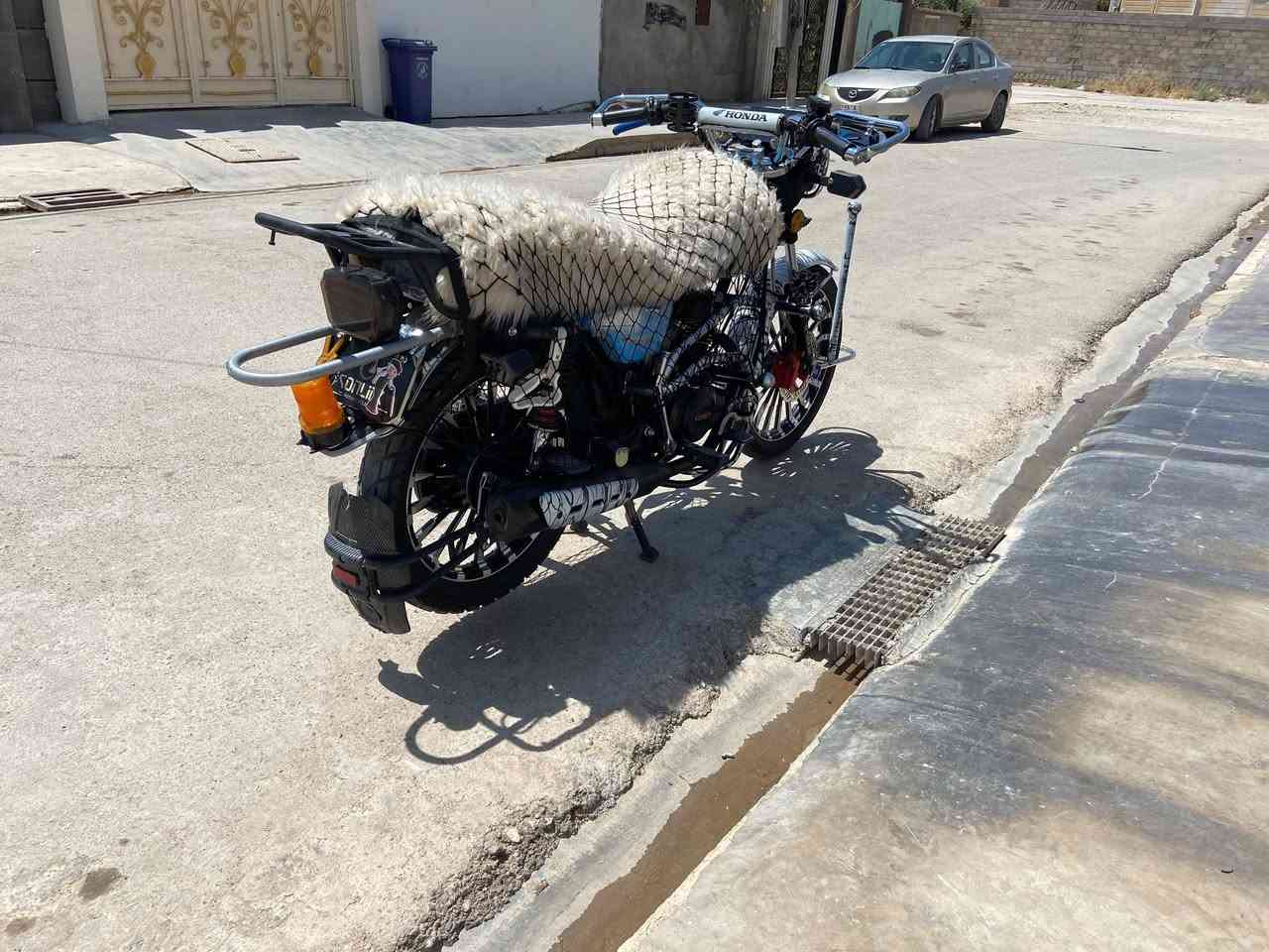 ادمن حب
للبيع سونك 25محرك200زنجيل
دراجه جديده مكان العبيدي
مو شراي لا يراسل ولا يخابر
وصلت مليون 100
استفسار عل رقم
***********
