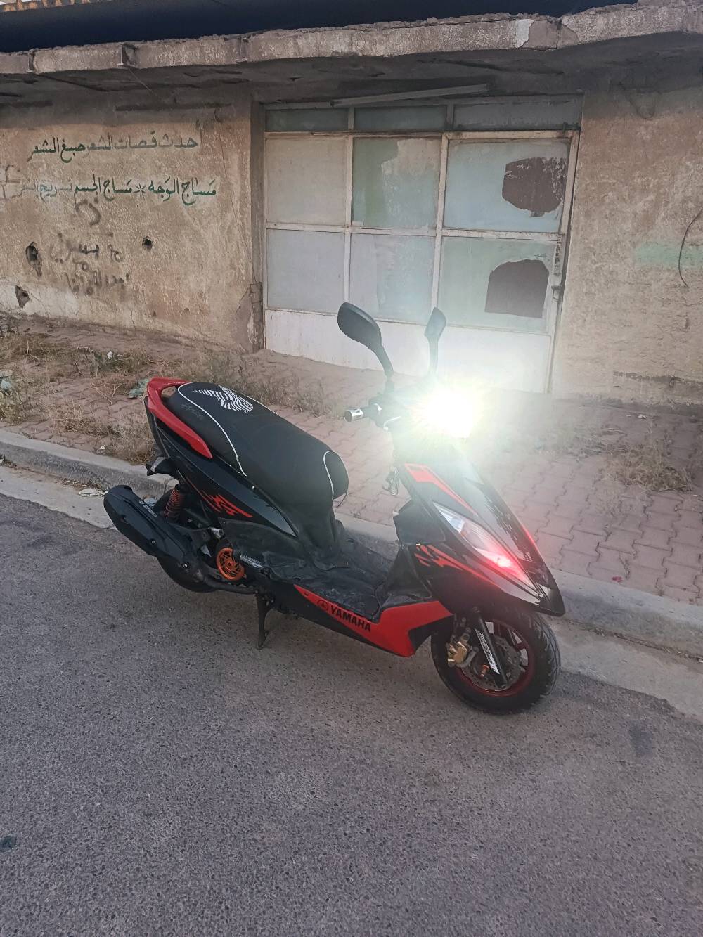 دراجة جي تي ار رياضية للبيع
الدراجة مزوده  و نوزل محركها مكفول
تاير خلفي جديد والباتري جديد 
والكفر مالتها تجاري الدراجه نظيفه وحلوه 
بيها كيج العداد يحتاجله قمجي فقط وكيج البانزين ميشتغل هذني شغلات ثانويه تتصلح
سعر الدراجه 950,000 الف دينار بيها مجال بسيط
مكاني الصالحية 
***********
ابو زياد الاسدي