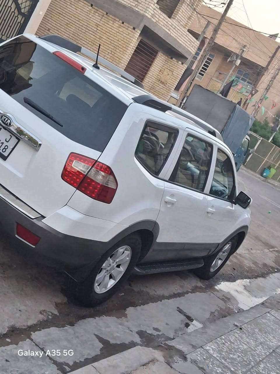 السلام عليكم مهافي موديل ٢٠١٢ خليجي رقم بغداد جديد بسمي السياره فول موصفات ماعدا البصمه والجلد جاهزه من كل شي كير ومحرك وتبريد وحاديه تخم تاير جديد داخل نظيف اي نقص مابيه وحلوه بيه صبغ باب خلفي والجاملغ الخلفي وموضح بالسونار السعر ١١٢ مكاني بغداد حي التراث قريب على تقاطع درويش ***********
