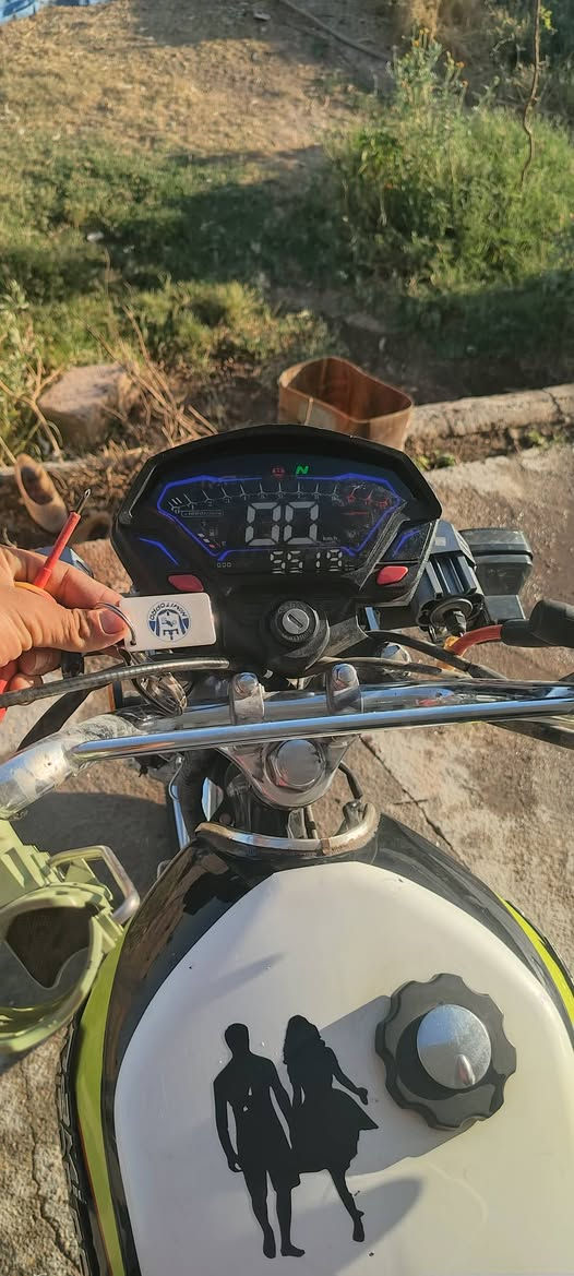 موديل 
سلام عليكم دراجه لبيع نامي برو فول نضافه بعدهه شركه نشاطه فول سعرهه 680وبيهه مجال اتصل موديل25  ***********
