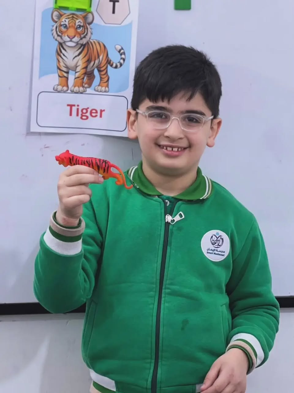 طلابنا ❤️❤️🌸
� مدرسة الإيمان الابتدائية الأهلية النموذجية 🔹

نبني جيل واعي، واثق، ومحب للتعلّم 🌱
لأننا نؤمن بأطفالكم مثل ما تؤمنون بيهم.

☎️ ***********
☎️ ***********

📍 العامرية، شارع العمل الشعبي، قرب كرزات الموصل،
