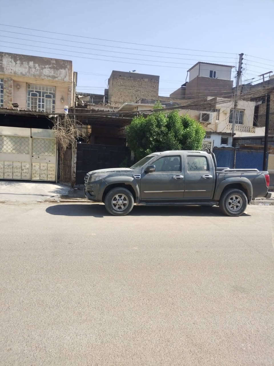 قطعه أرض قطع من دار المساحة ٨٠ متر الواجهه ٤.٩٠
النزال ١٦ ونص
الموقع قرب سوق شلال (الشارع ٣٠ متر) رصيف عريض ٧ ونص متر السعر 160
***********
