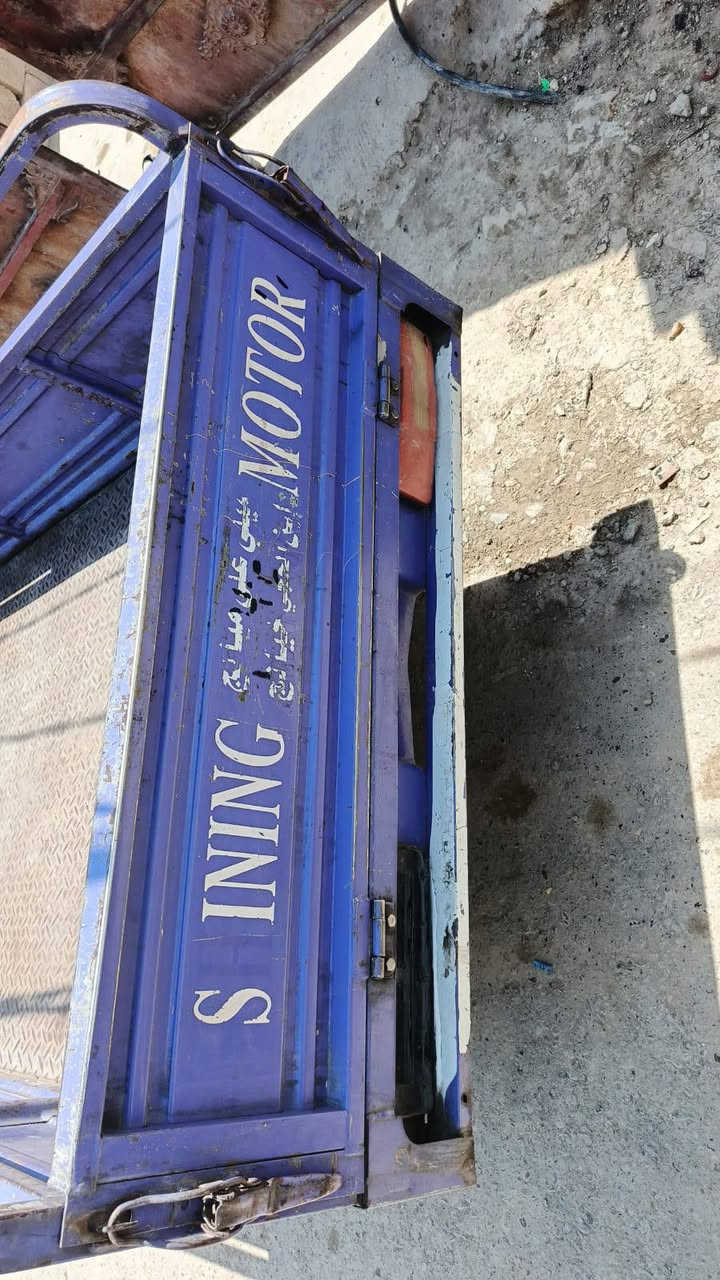 للبيع موديل ٢١السعر ١٦٥٠مكاني بغداد النهروان اتصل وتدلل ***********
