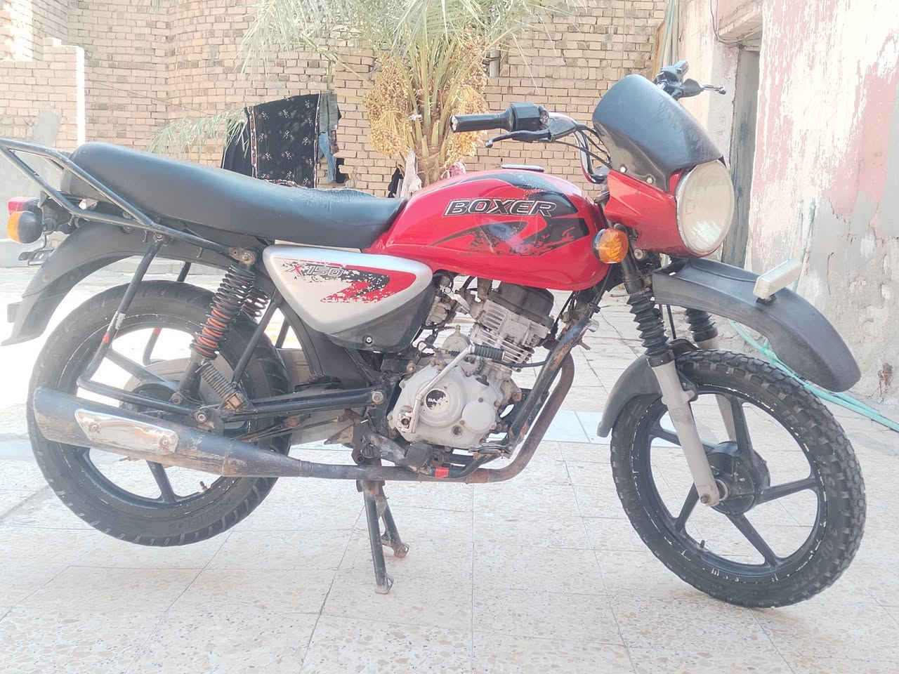 سلام عليكم دراجه للبيع بوكسر فحل جبلي  مديل 18وراق مكاتبه دراجه مفتوحه مره وحده كهربايات فول دراجه جاهزه ع اخير سعر 700 العماره القادسيه رقمي ***********

