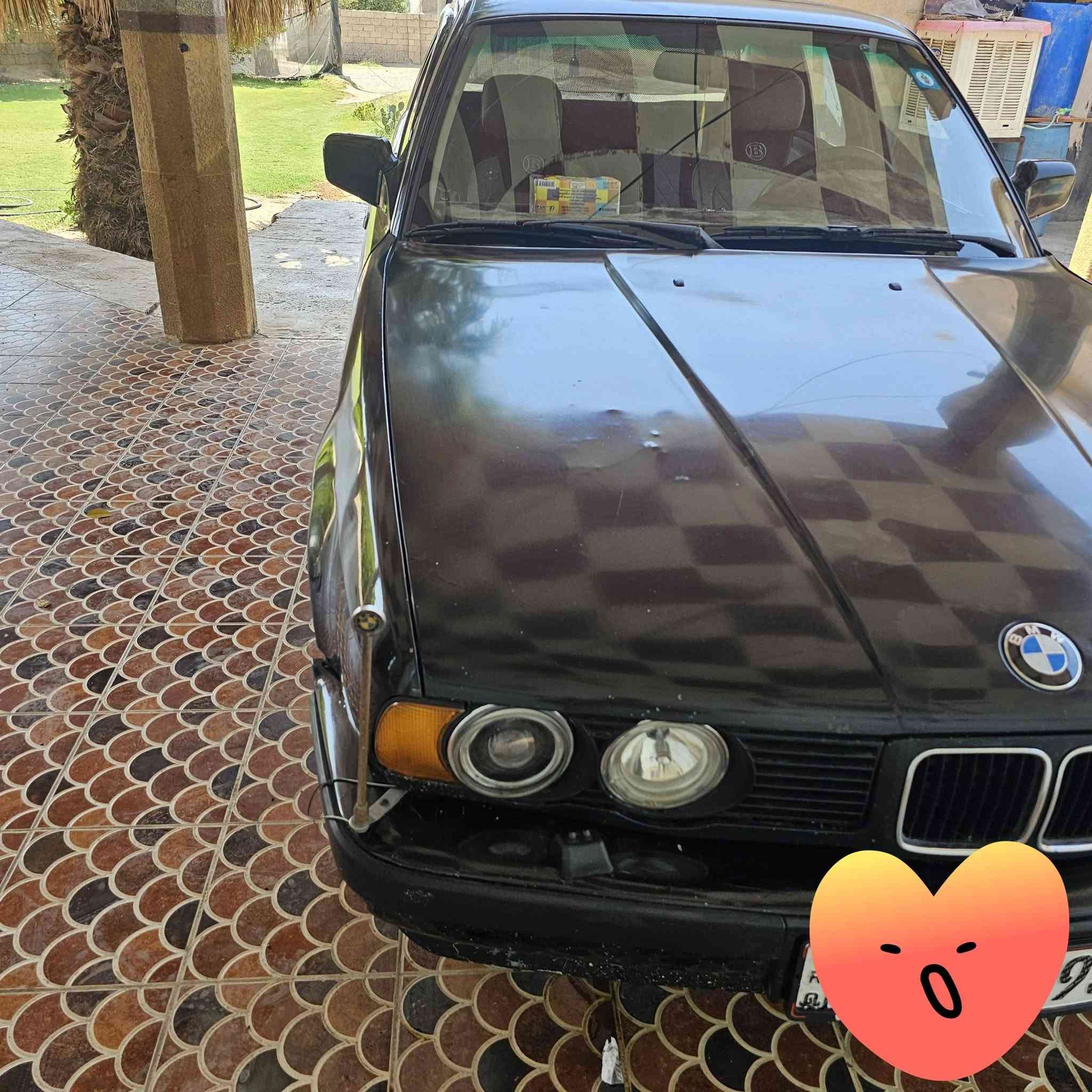 السلام عليكم BMW  للبيع
موديل ١٩٩١ حجم ٥٢٠  كير عادي بدون حادث تخم إطارات جديد البطارية جديدة ادامه الصدر سياره حلوة 
السعر ٥٢ وبيها مجال العنوان صلاح الدين الدجيل 
رقم الموبايل ***********
