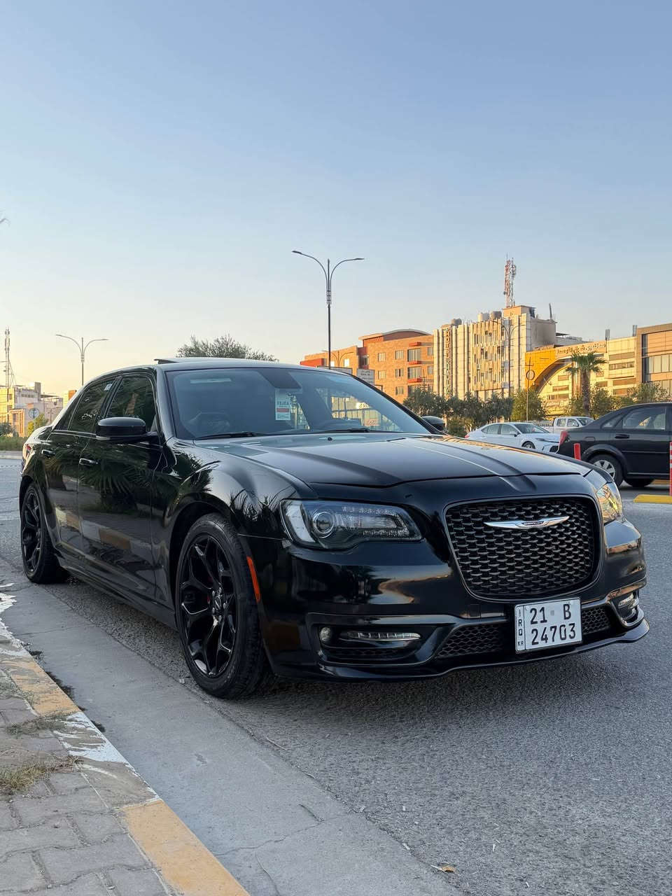 Chrysler300S

کريسلەر٢٠١٨s
مواسەفات فوول فولل
پەردە
ڕادار
گێڕ ڤۆليۆم 
پانۆراما
کوشن خەزن
شاشە گەورە
هەرچوار کوشن گەرم
يەک پەلە کارتي بچوکي هەيە
هەموو گياني بەشەرت 
هيچ نوقسانيەکي نييە
سعري٢٣٨$
***********
*********** السليمانية, العراق
