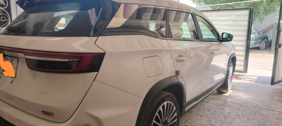 Soueast S09 2026
رقم بغداد

ماشية2000 km

لكجري

فول مواصفات

مكفولة كفالة عامة

فقط بيع

التفاصيل:

كراسي كهرباء

كراسي تدفئة تبريد

شاشة 15.6 إنش مع لوحة عدادات رقمية

قياس 10.25 إنش.

الرؤية والأمان:

كاميرات محيطية بزاوية 540 درجة (كشف الهيكل السفلي) مع حساسات أمامية وخلفية.

الأنظمة الذكية:

مثبت سرعة تفاعلي (رادار)، نظام الكبح التلقائي للطوارئ، المساعدة في البقاء ضمن المسار، ومراقبة النقطة العمياء، وقيادة ذاتية.

مكينة 2 لتر تيربو

السعر: 32.700 مليون

رقم الهاتف / ***********
