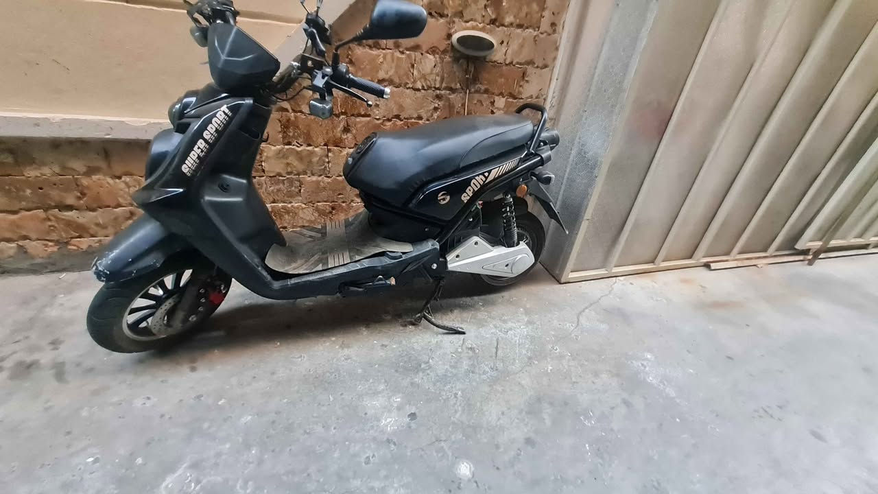 سلام عليكم سكنس جبلي شحن للبيع بدون بطاريات كلشي شغال بيها جيب بطاريات وافحص سعر ٣٠٠ مكاني بغداد الاعظمية رقمي *********** بغداد, العراق
