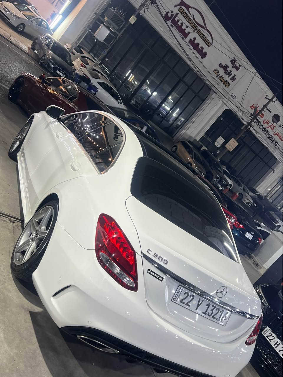 ماسلس ٢٠١٧
سيارةكة AMG
سيارةكة فولة بةس دةبل ماوس نية 
سيارةكة يةك جي كارتي هةية 
كلين داخيل بوة 
بي ژؤري بي ارباك 
گير مةكينة هةموي بةشةرت 
سياركة زؤر جوانة 
*********** أربيل, العراق
