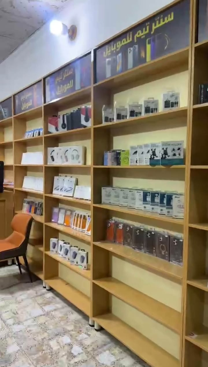 ديكور محل • باترينه ١٢ • كاشير