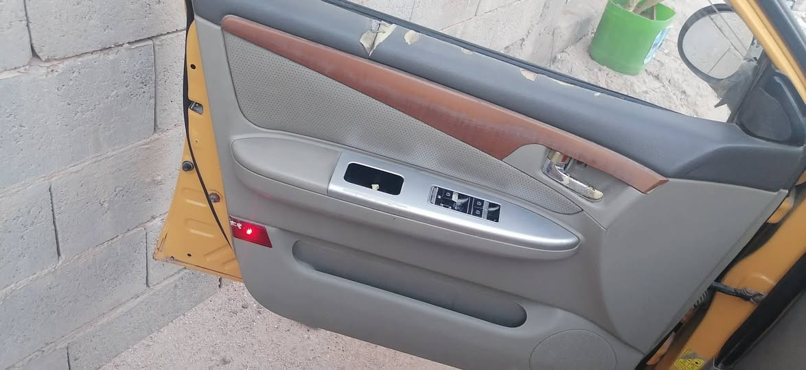 السلام عليكم ليفان 620 بلاد كير عادي محرك كورله ياباني رقم بغداد راعيهه بصره واهيه بلبصره سنويه لل27 السعر ٤٠ وبيهه مجال اتصال ***********
