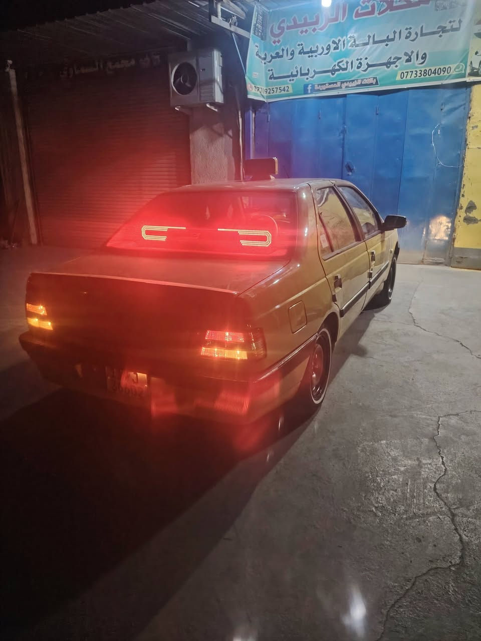 اسطاب لايت حلو نظيف الاسطاب رايده 90 وبي مجال مكاني بغداد الشعله***********
