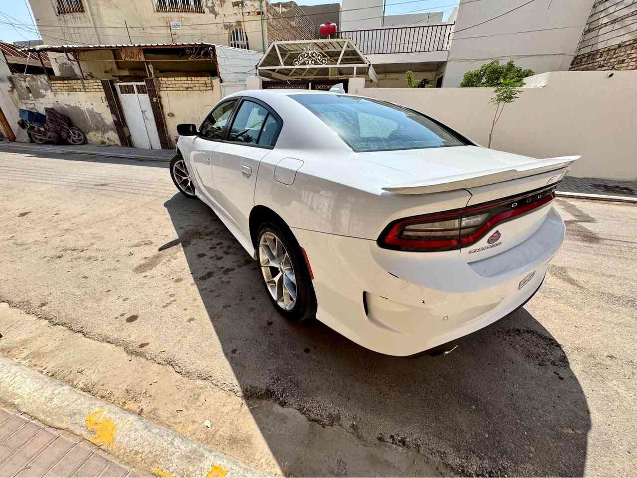 السلام عليكم…
جارجر GT م23
ماشيه 62 الف كم 
محرك3600
مواصفات اعتياديه
ضرر جاملغ وبنيد ومصبوغات البيبان والجاملغ الخلفي اثر طخات 
تترقم جميع المحافظات عدا الاقليم
السعر180 وبي مجال بسيط 
مكاني الديوانية
للاستفسار *********** ديوانية, القادسية
