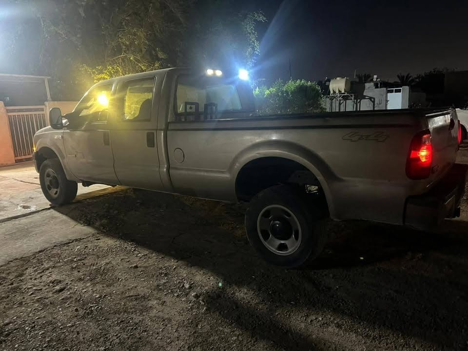 السلام عليكم
فورد F350 مديل 2007 متؤم رقم وسنويه دهوك حمل 
رقم الماني 
سيارة جاهزه من كلشي محرك كاز V8
سيارة ماناقصها اي شي تخم تاير صدر جديد كير محرك كلشي شغال 
السعر 55 وبيها مجال 
والجنايه يعرفون هاي السياره شنو

***********
