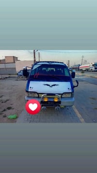 كيا ١٩٩٥ • مقفولة • مصبوغ جمالية